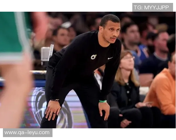 马祖拉称赞米诺特先发能力出色能有效防守多位置对抗费尔斯