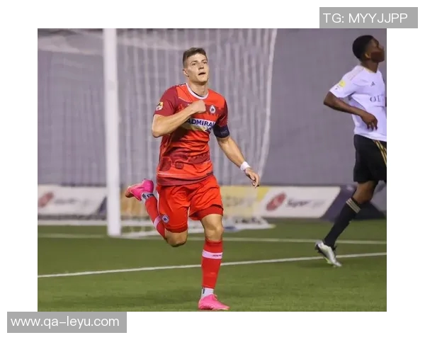 费内巴切为莱万提供一年半合同莱万希望获得两年半合同的愿望未能实现